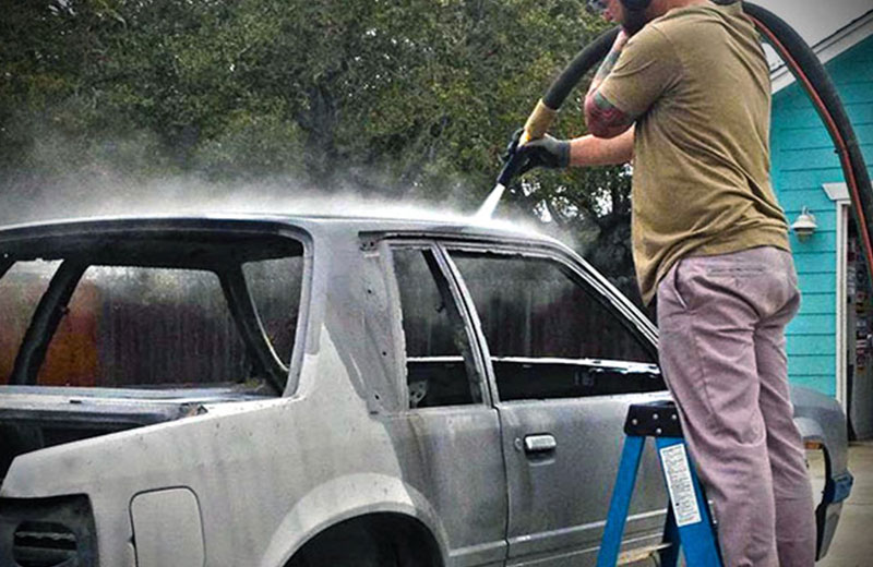 Outcast Mobile Blasting dustless blasting a classic car