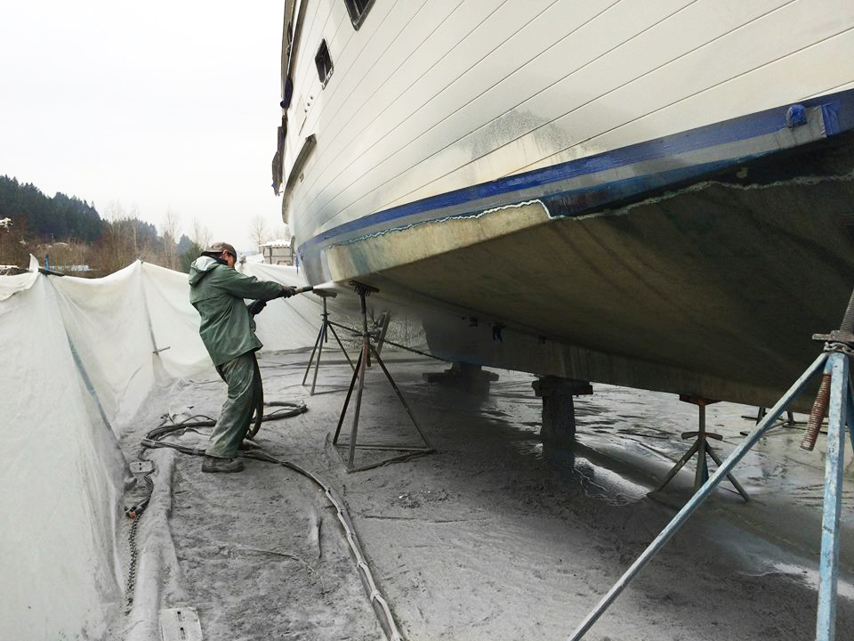 Marine dustless blasting project